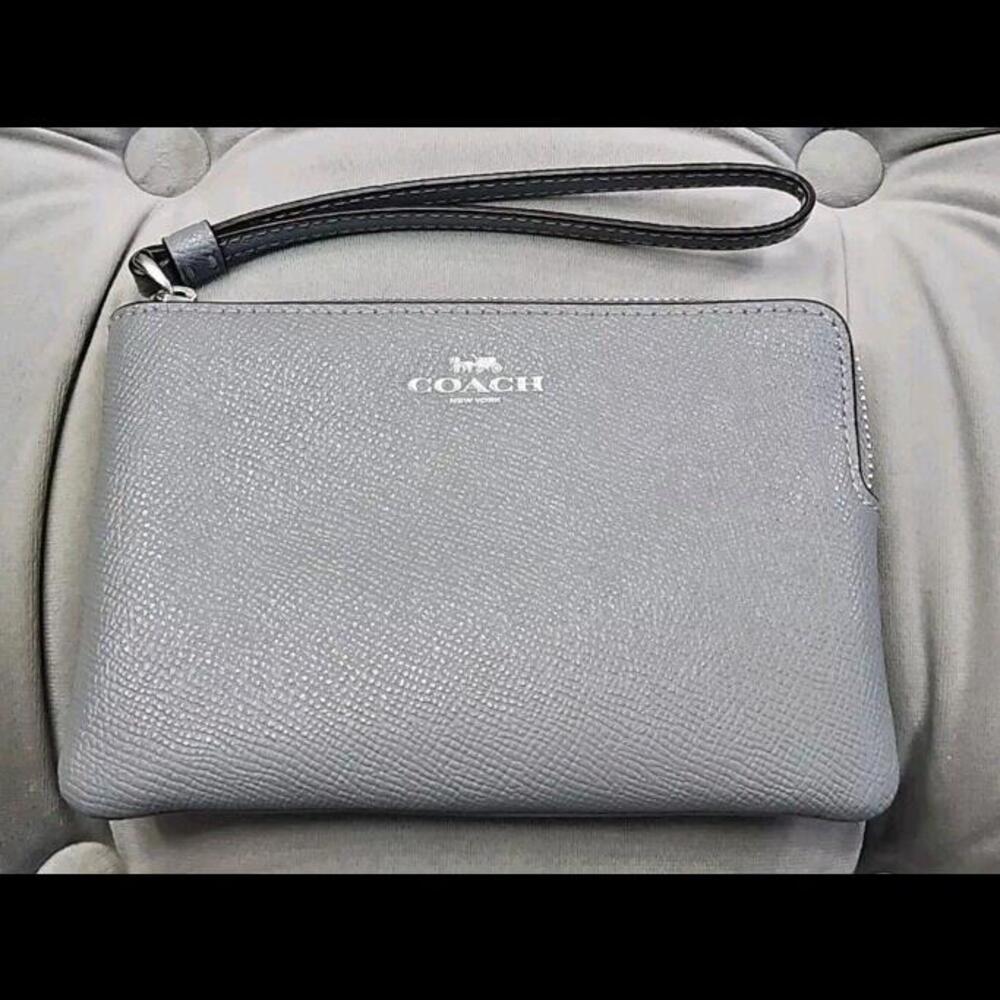 COACH Logo Gray Leather Wristlet Zip Coin Pocket Purse Clutch Silver Hardware
